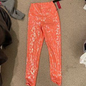 Coral cheeta prink leggings